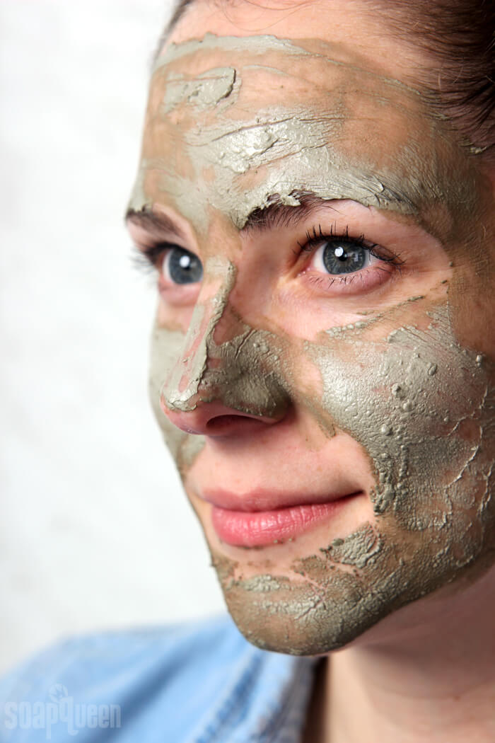 как сделать маску из глина для жирный кожи